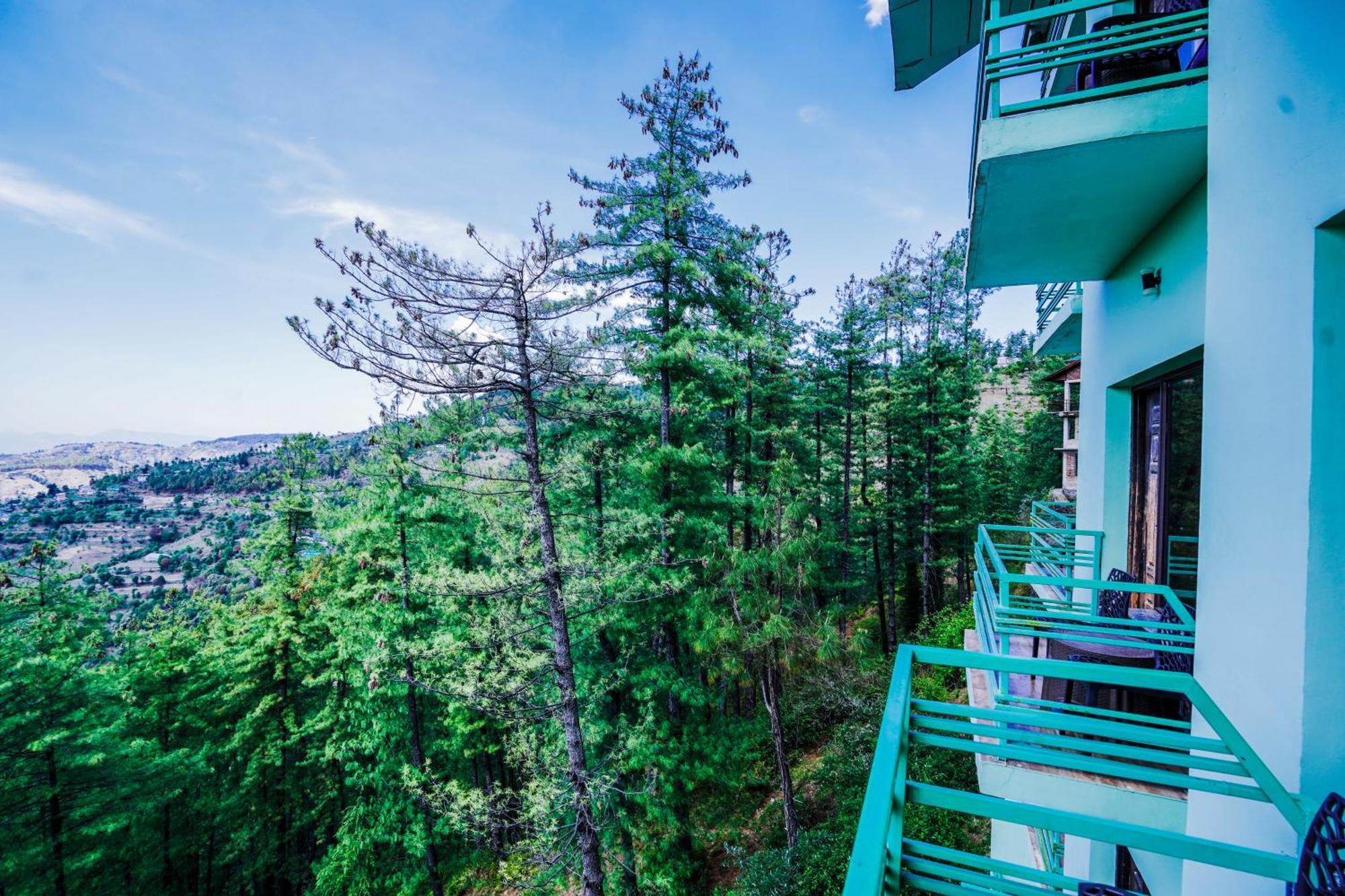 Nature Valley View Resort Mashobra !! Luxury Choice !! Gaming Zone !! Open Terrace !! Big Parking Shimla Dış mekan fotoğraf